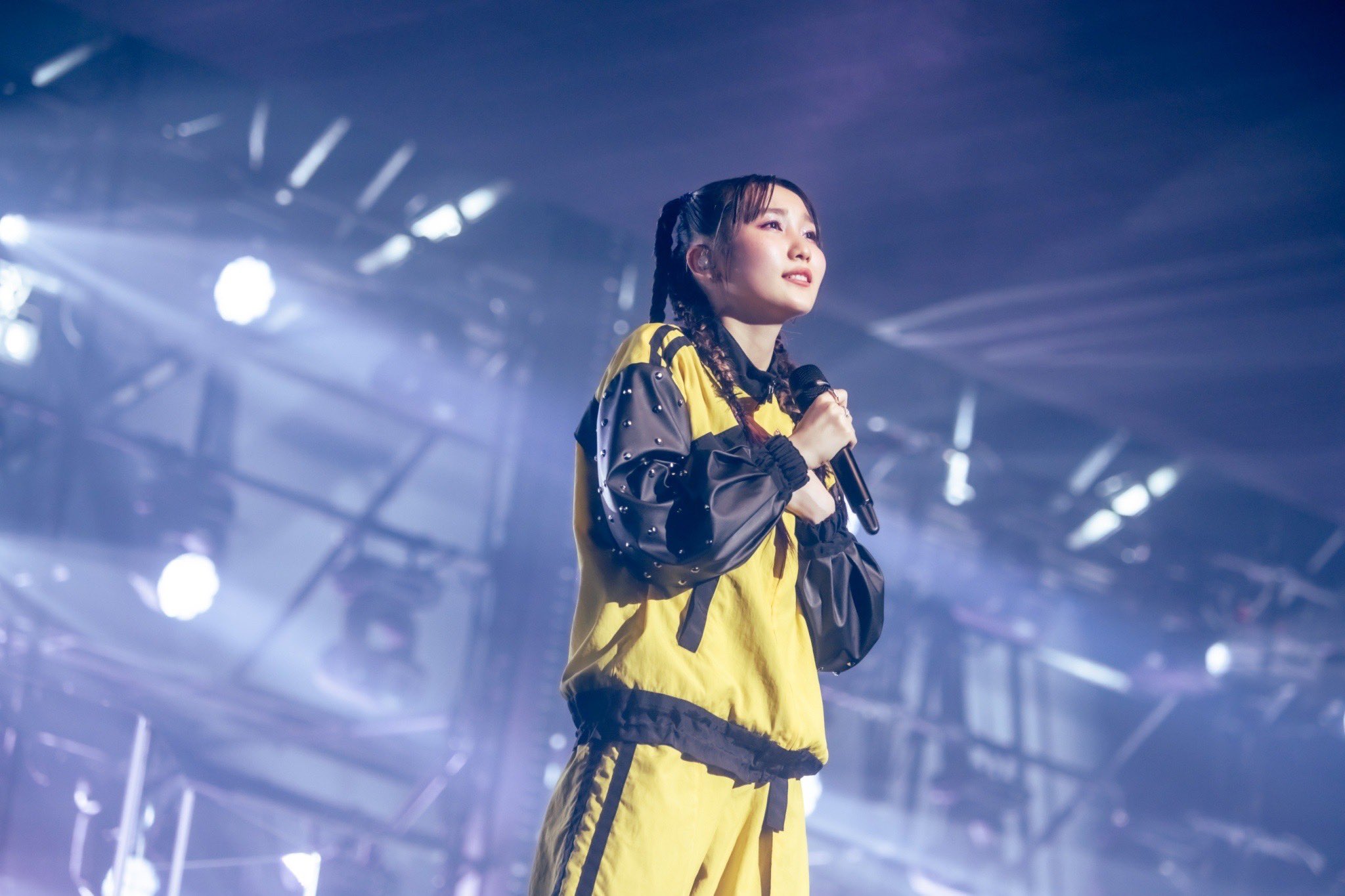 YOASOBI on Twitter "【見逃し配信チケット販売中🎟】 YOASOBIワンマン史上最大キャパでのライブとなった