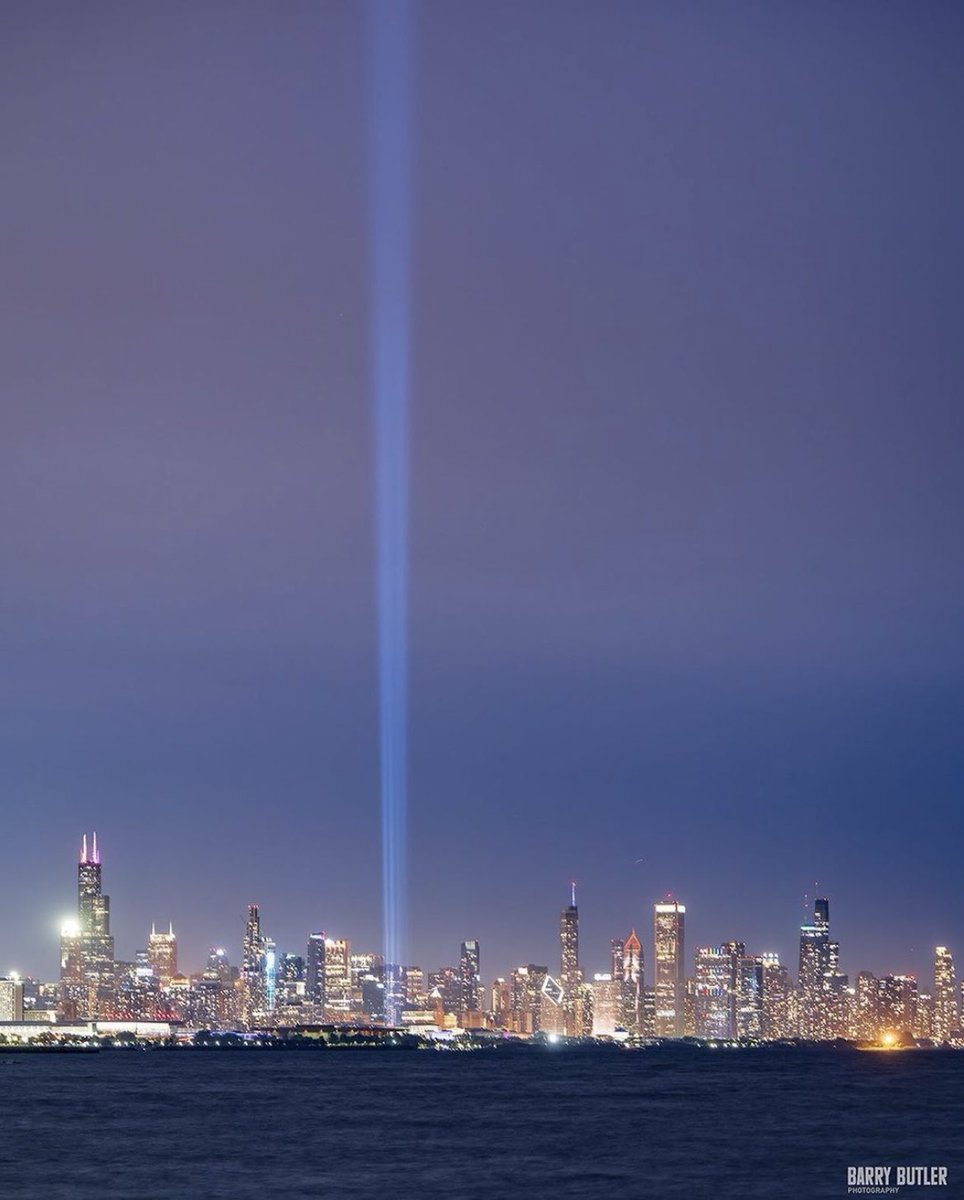 🏟️| "The Swiftie Signal. A beam of light rising from Soldier Field during Sunday night's Taylor Swift performance in Chicago." 

Photograph by <a href="/barrybutler9/">Barry Butler Photography</a>