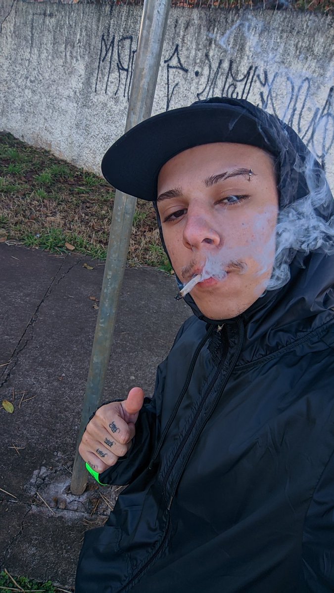 _ogbuda_'s tweet image. pode psota fotonoia nessa rede o necas?#proerd