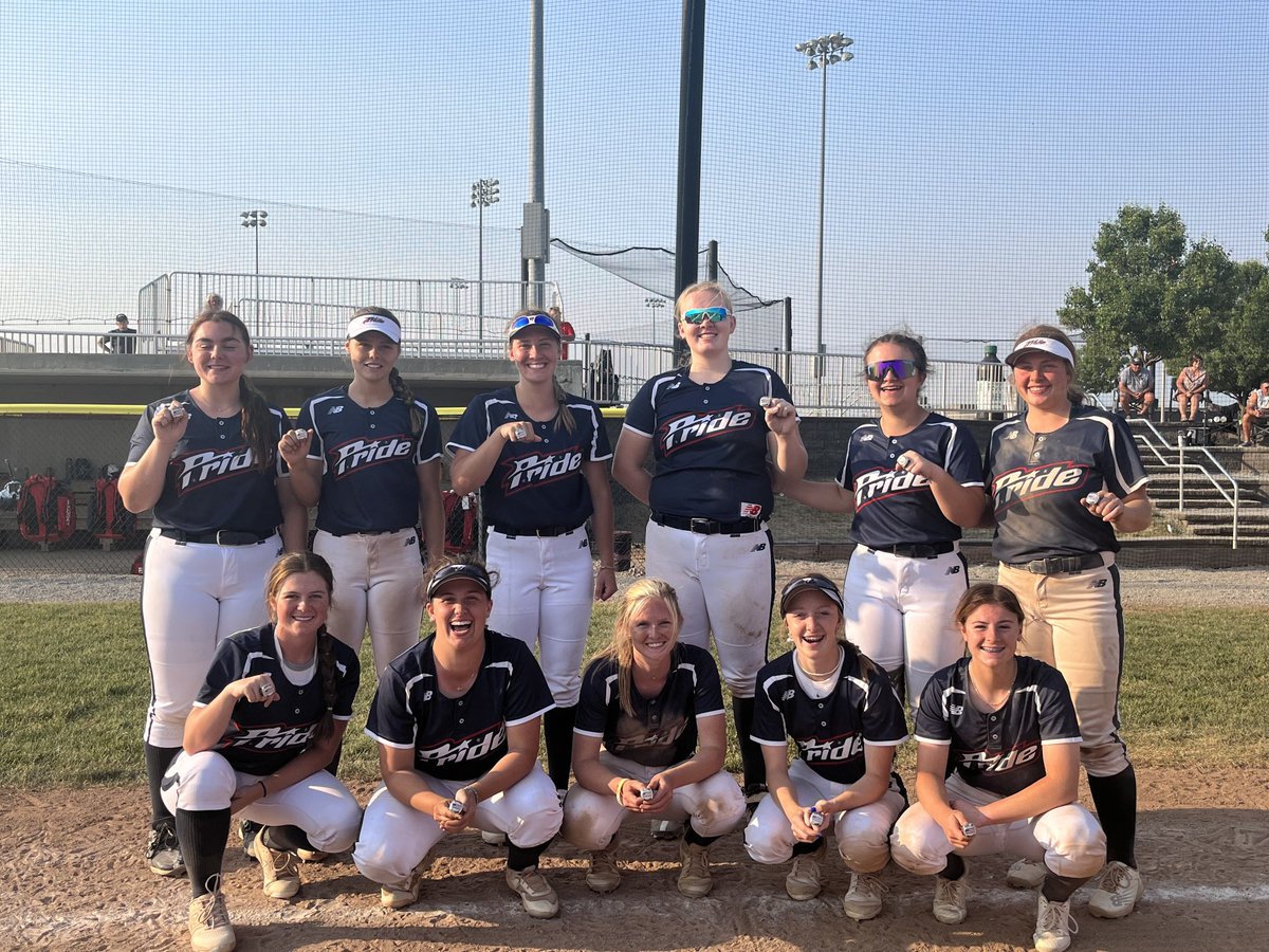 Congrats, Usssa Pride Black on taking runner up in the Uncle Charlie’s Showcase tournament ! Our girls battled all weekend going 5-1 , but dropped the championship game to a very potent Lasers White 18u . Back at it next weekend in the Demarini showcase in Indiana !