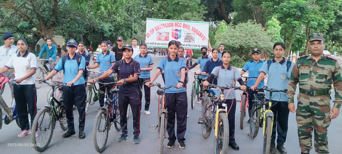 OnimaDr's tweet photo. Bycycle rally by 89UPBNNCC BHU. FLAG SIGNAL BY DOS BHU PROF ANUPAM KR NEMA @dgncc_india @bhupro @dsw_bhu @VCofficeBHU https://t.co/yO61sB5stk