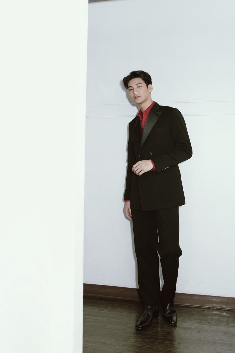 Ting_ThinkThing's tweet photo. "บี ออน คลาวด์" จับมือบริษัท Talent Management Agency ระดับเอเชียของประเทศจีน "Uni-icon Entertainment" ดัน  มาย ภาคภูมิ #MilePhakphum​ และ อาโป ณัฐวิญญ์ #Nnattawin โกอินเตอร์ ร่วมโปรเจกต์ระดับ S Level เตรียมมีซีรีส์หรือภาพยนตร์ Mega Project ที่แดนมังกร 

#มายอาโป
#MileApo https://t.co/poOxtZz1mX