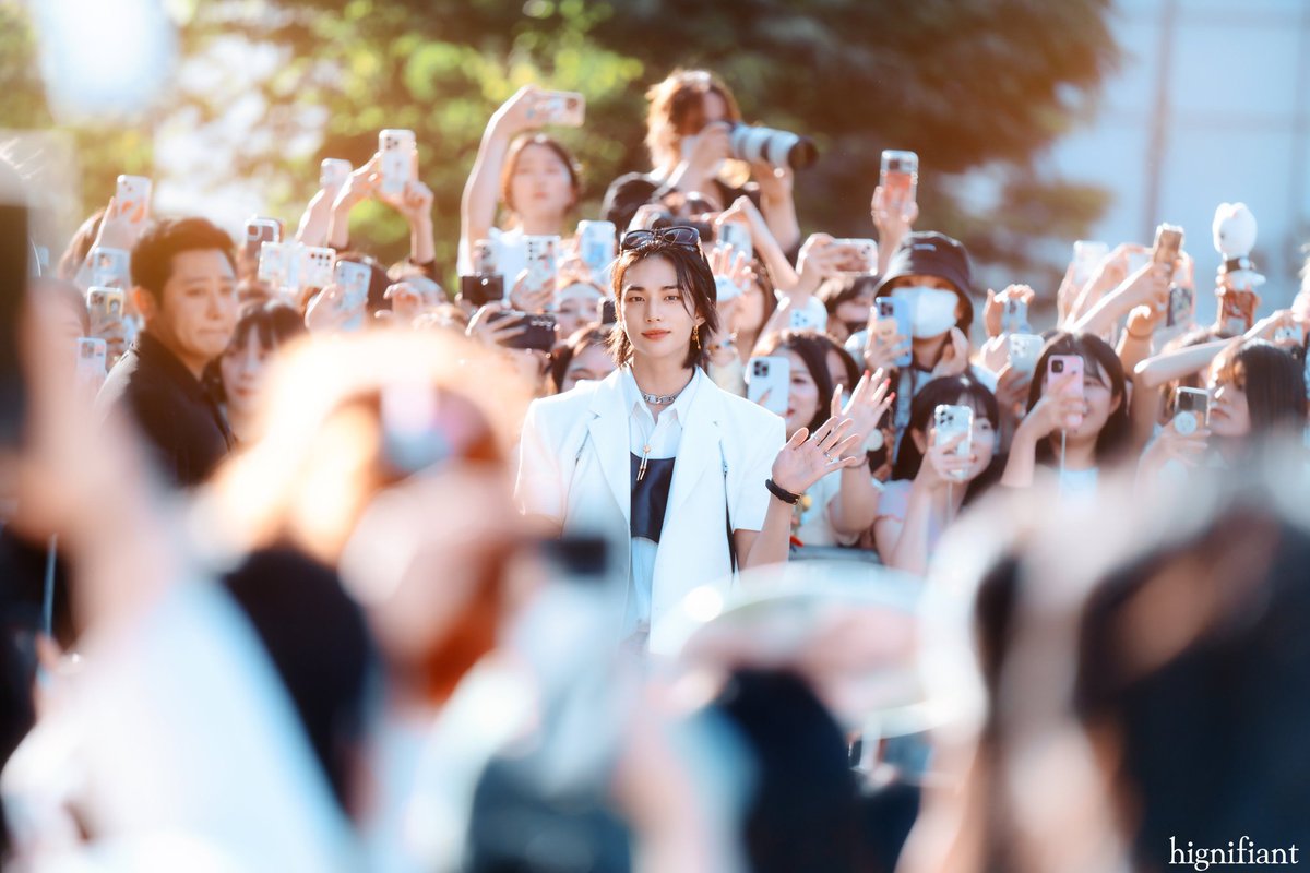 chaannielatte's tweet image. THIS SHOT ??!!! omg