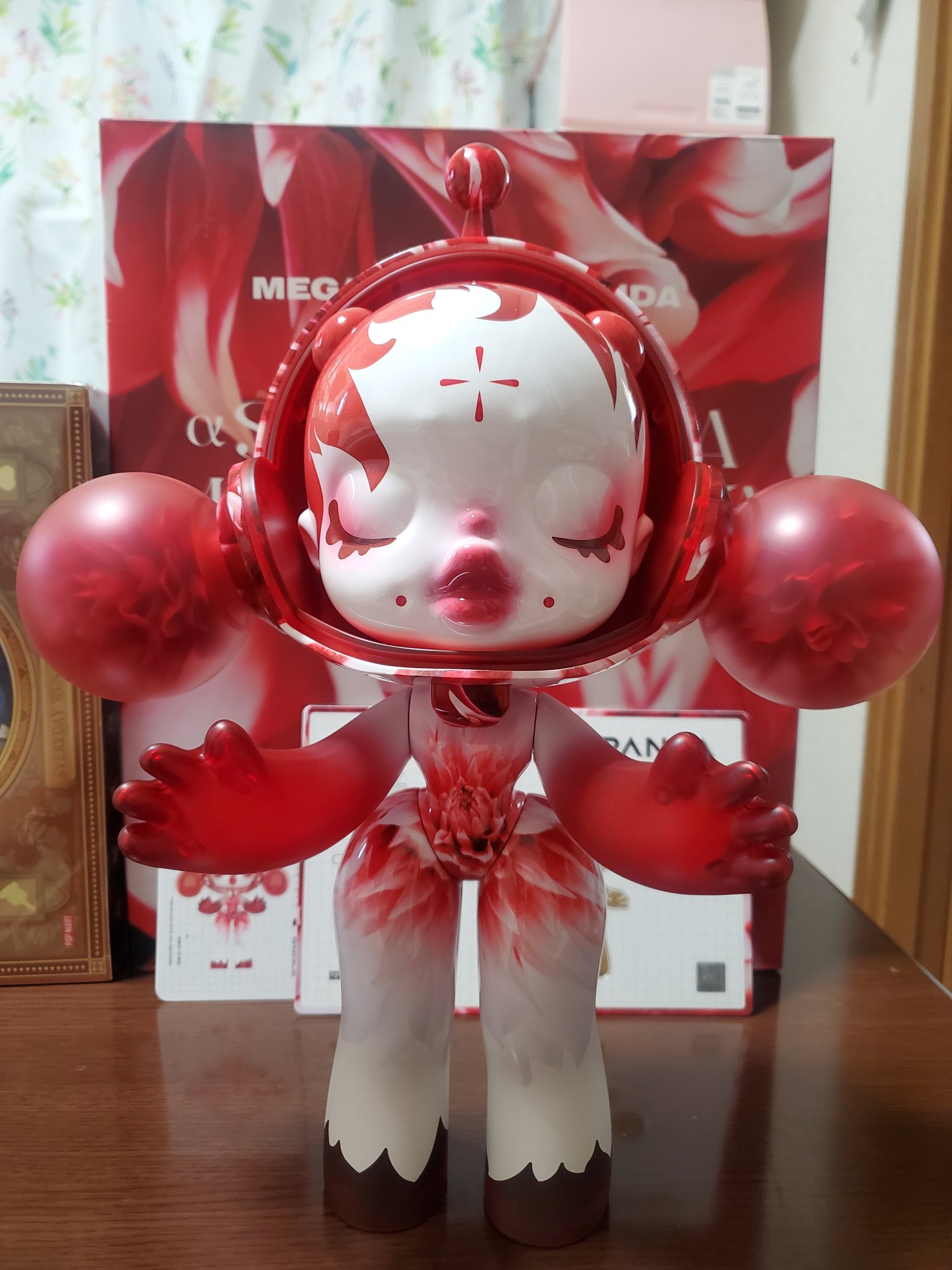 西日本産 セール！新品POPMART SKULLPANDA 蜷川実花＋ WHITE DEW | www