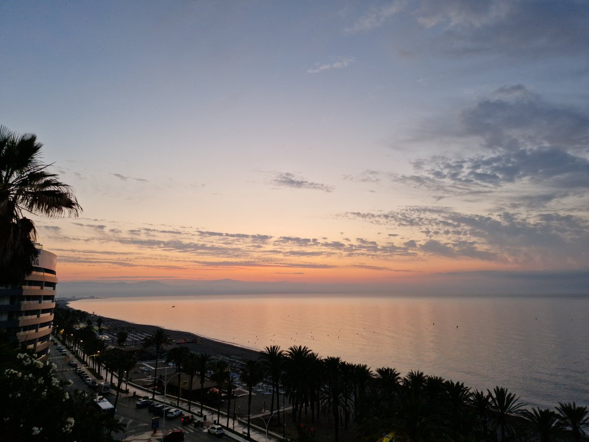 Despertares un #5DeJunio en el origen del paraíso... 
#Torremolinos 🌴🌊☀️