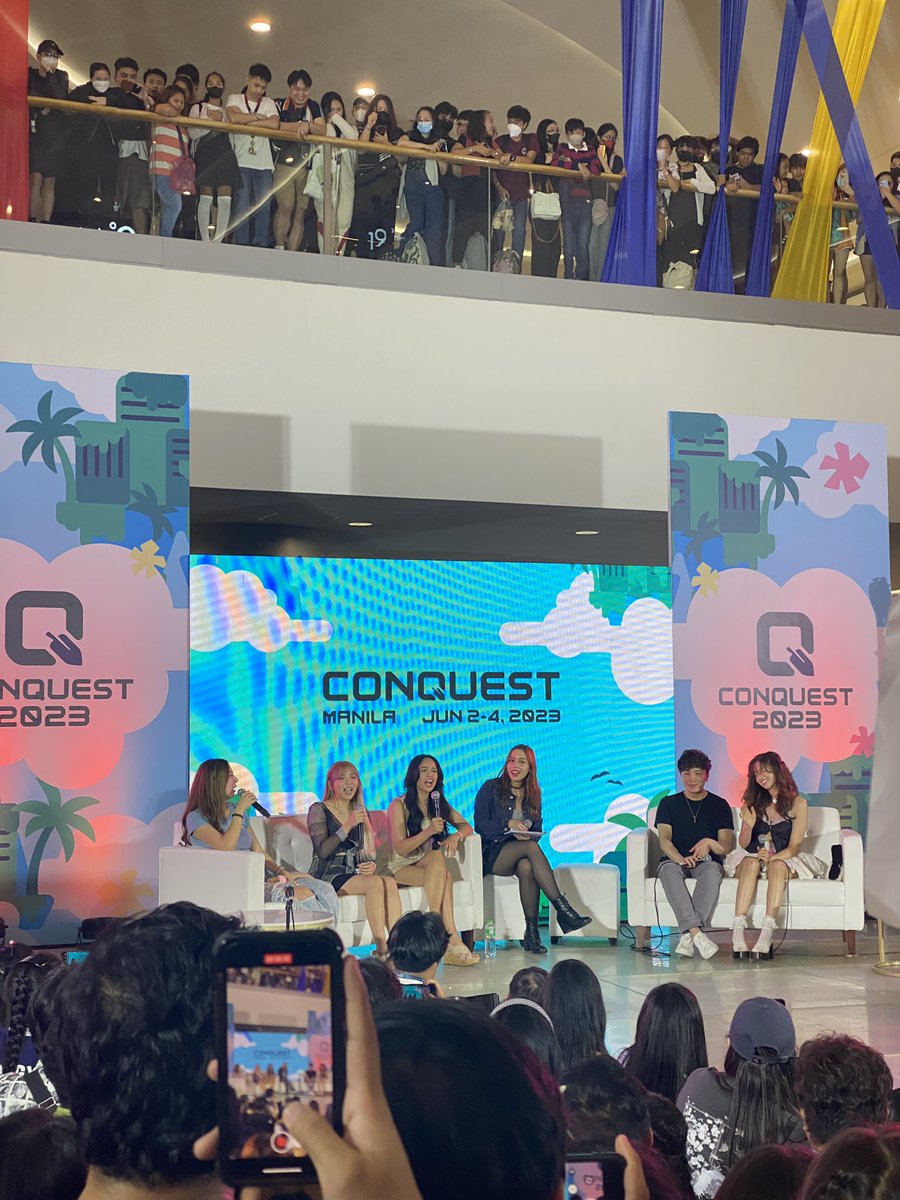 Gogh_Van_Go's tweet photo. @yvonnie @fuslie @Valkyrae nice to see you. i was there… thank you! 🫶🏼💕 https://t.co/VZ8266zyCy