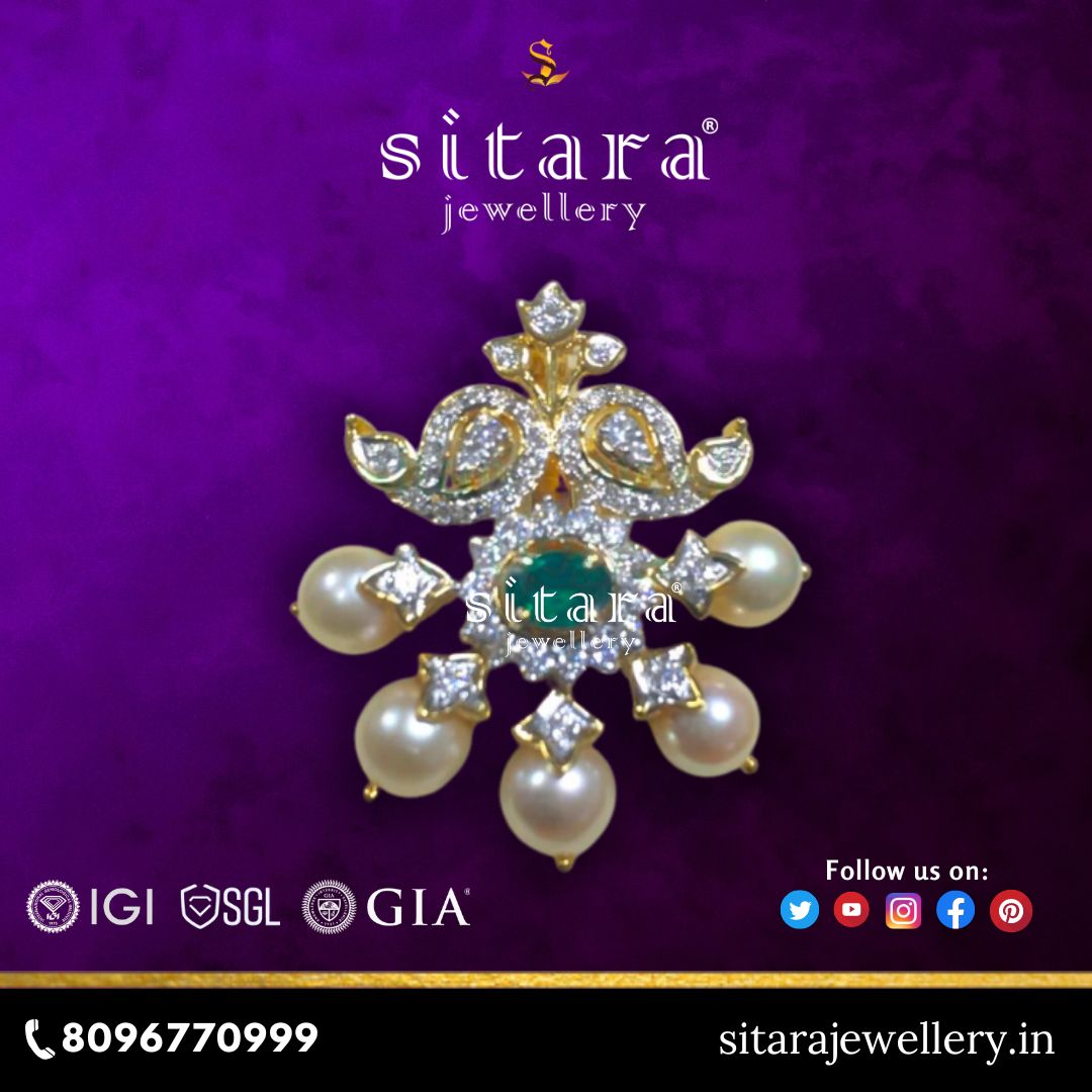 A diamond pendant adorned with VVS, EF Excellent cut diamonds, emerald, and South Sea pearls.' #diamondjewellery #bridaljewellery  #weddingjewellery   #WeddingSeason #diamondpendant #pendantcollection #jewellerycollection #weddingcollection #jewellerymaking #Adipurush