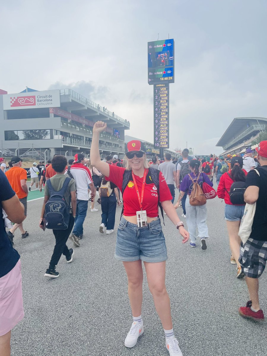 What a weekend In Barcelona for the Spanish Grand Prix. The TV doesn’t do it justice the speed, the noise, the atmosphere. Not the most exciting race with Max dominating but some great midfield overtakes which I had the best seats for. IM ON THE TRACK 🏁🏁 #SpainishGP