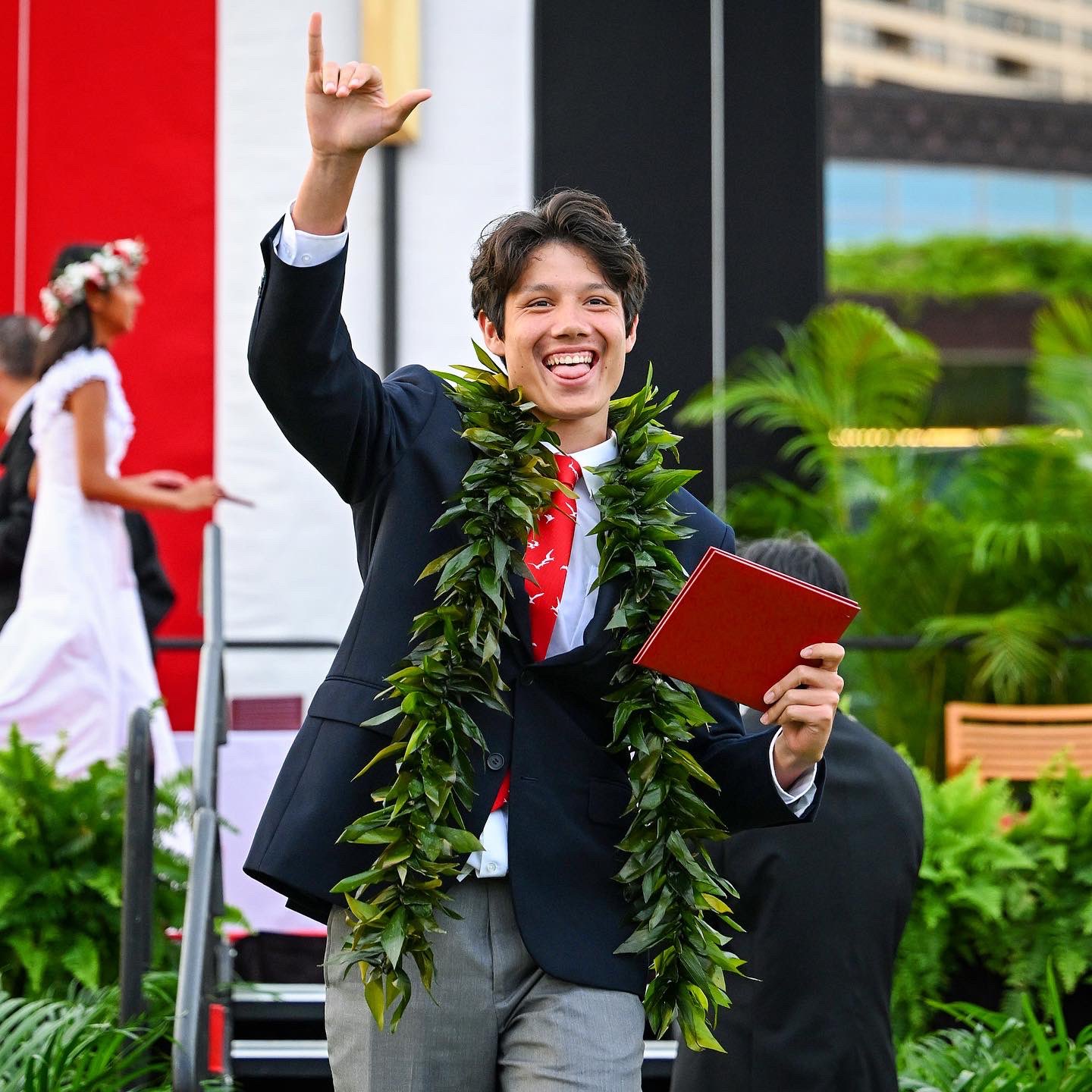 ‘Iolani School on Twitter: 