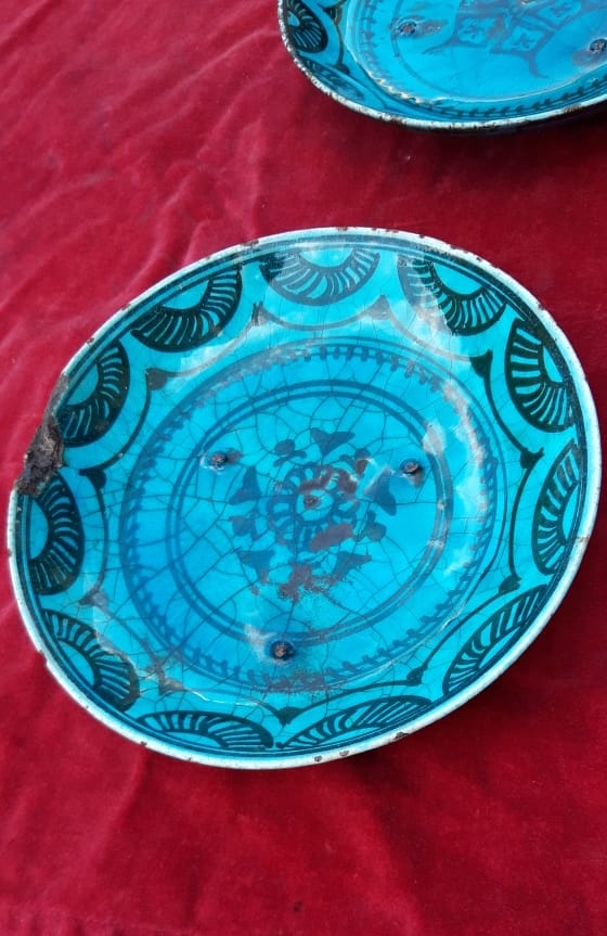 Antique ceramic plate, Persia #19thcentury #18thcentury #persianart #persianceramicart #persianpottery #persianceramics #islamicart #islamicantiques #rareceramics #ceramiccollection #collection #ceramique #ceramicart