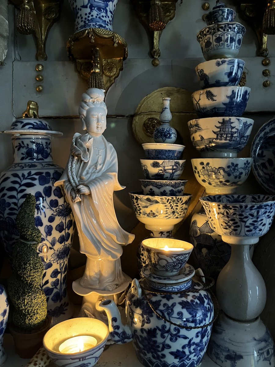 avirtualguide's tweet image. Ooh another chance to see this idiosyncratic ceramics/house show (£20) later in the year.