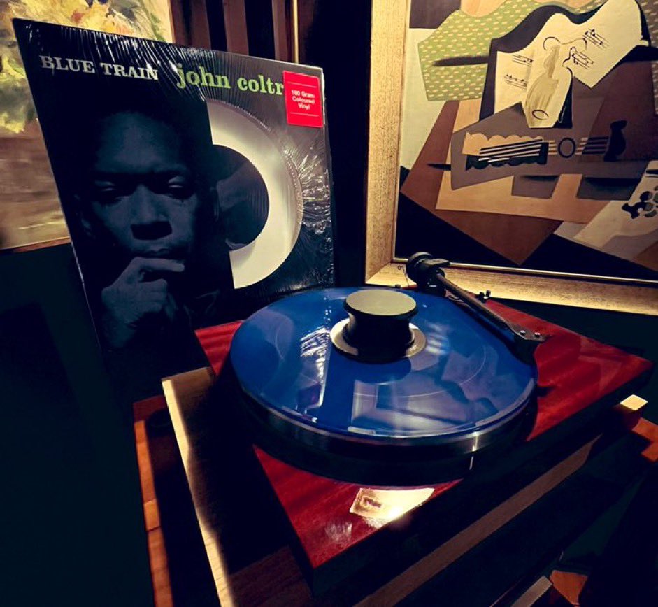 Sounds #jazz about right…
#BlueTrain on a #SundayNight.

#JohnColtrane w/ #LeeMorgan #CurtisFuller #KennyDrew #PaulChambers #PhillyJoeJones