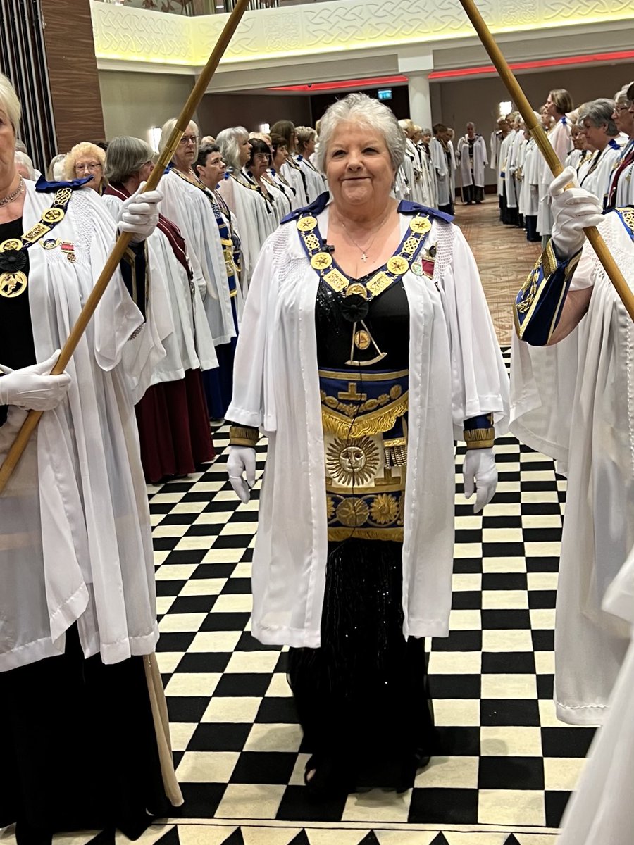 OrderWomen's tweet photo. It was smiles all round this weekend as over 300 members of ⁦@OrderWomen⁩ met in Cardiff for the Enthronement meeting of their Grand Master, Most Worshipful Bro Zuzanka Penn. #freemasonry https://t.co/tMV3pvrTkz