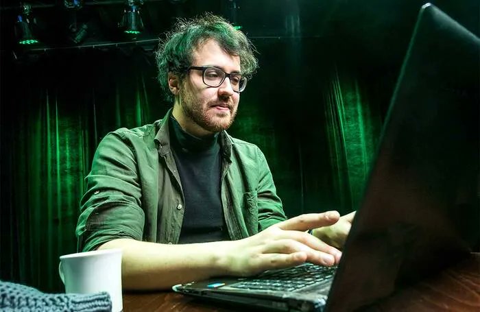 The Stage tweet media