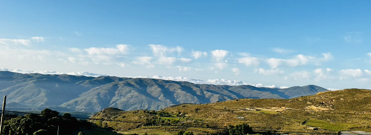 Granaino_lr's tweet photo. #Contraviesa, Mar de nubes + evolución @MeteoChatSE https://t.co/sZSXUvcSTD