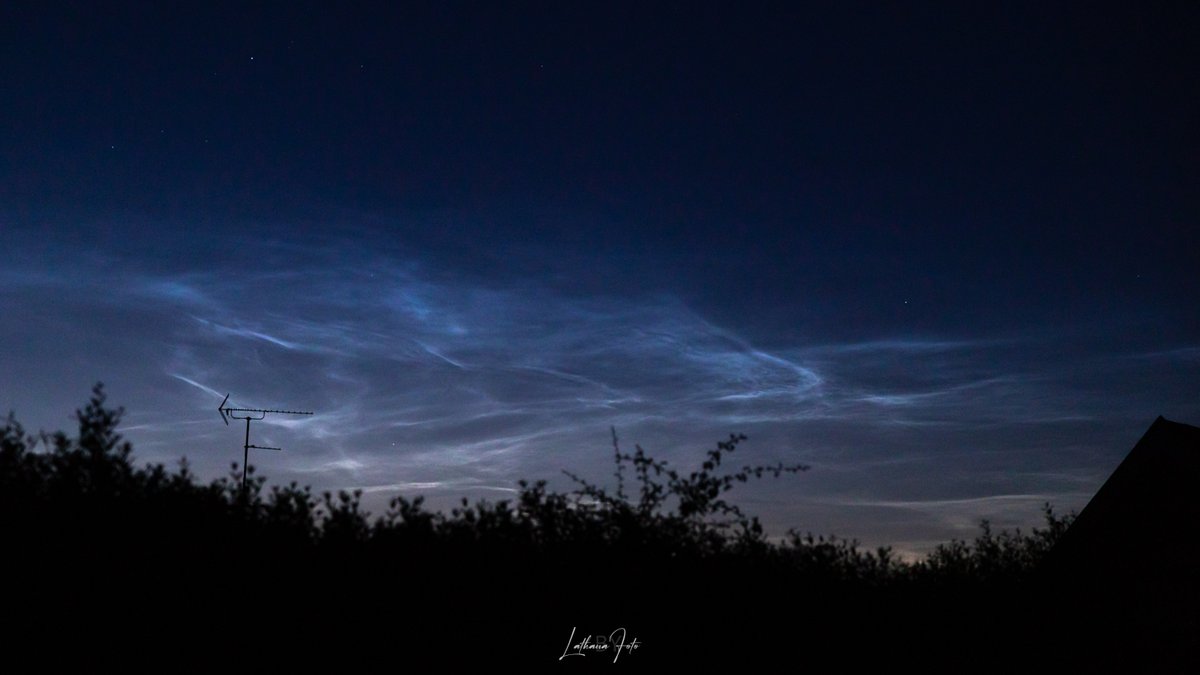 Lone Athanasakis (@lathanafoto) on Twitter photo Finally this years first <a href="/NLCalerts/">Noctilucent Clouds Alerts</a> I had to stay at home so I just took this out of my bedroom-window ;) #Denmark @NightLights_AM <a href="/astronomicca/">๐ฐ๐๐๐๐๐๐๐๐๐๐๐๐ซ</a> <a href="/dartanner/">Dar Tanner</a> <a href="/mikesaltsman194/">Dark Sky Photography</a> <a href="/treetanner/">แดสแดแด แดแดษดษดแดส</a> @AngelBrise1 <a href="/chunder10/">James Rowley-Hill</a> <a href="/cogie_s/">Cogie's Aurora's</a> Finally this years first <a href="/NLCalerts/">Noctilucent Clouds Alerts</a> I had to stay at home so I just took this out of my bedroom-window ;) #Denmark @NightLights_AM <a href="/astronomicca/">๐ฐ๐๐๐๐๐๐๐๐๐๐๐๐ซ</a> <a href="/dartanner/">Dar Tanner</a> <a href="/mikesaltsman194/">Dark Sky Photography</a> <a href="/treetanner/">แดสแดแด แดแดษดษดแดส</a> @AngelBrise1 <a href="/chunder10/">James Rowley-Hill</a> <a href="/cogie_s/">Cogie's Aurora's</a>
