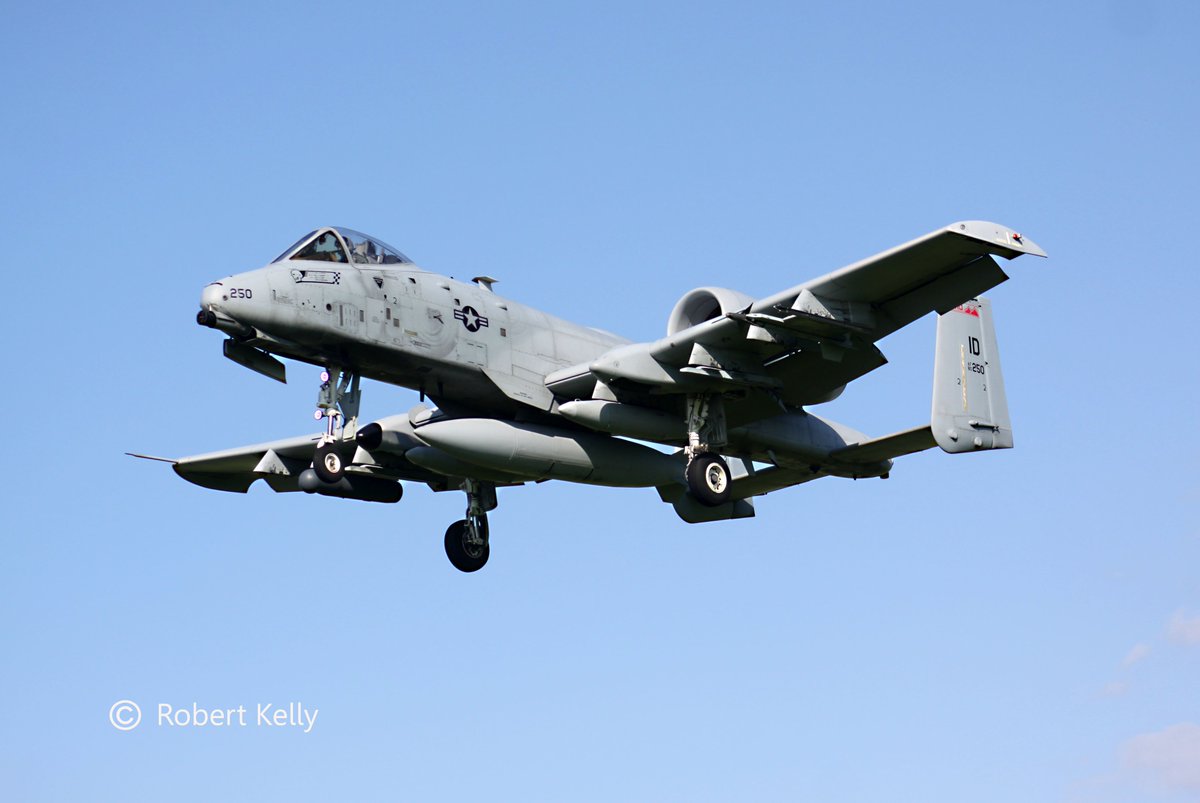 Two of the six #A10 that arrived at #prestwickairport 4th June #aviation #aircraftphotography #militaryaircraft @usairforce