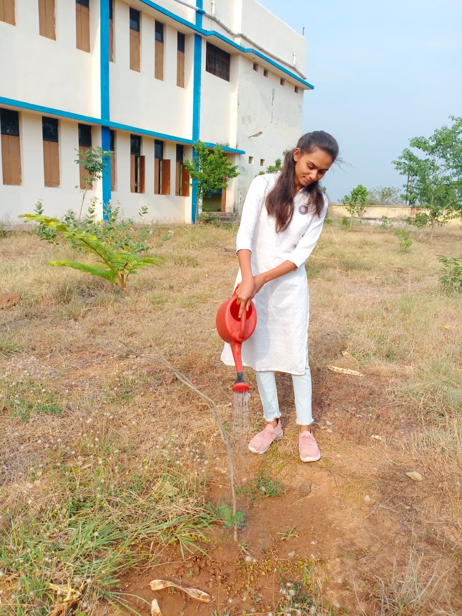 NehaVol's tweet photo. World environment day
Date 5/6/23
@YASMinistry @Rajkumarnss @NSSUFNGCFCG @NeetaBajpai5 @nssptrsuCG @NSSRDBhopal @tssonwani104 @ashchanchlani @DBNSSPO @ChiteshwarSah10 @BhartiS27214721 https://t.co/6mwDg3EJ9Y