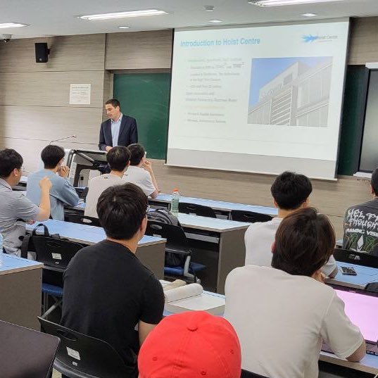 Peter Zalar (@peter_zalar) on Twitter photo On May 31st I visited Prof. Sungjun Park at <a href="/AjouUniv/">Ajou University</a> in Suwon, Korea. It was a great pleasure to meet his students and give a presentation about some of the research we are carrying out at <a href="/HolstCentre/">Holst Centre</a>. On May 31st I visited Prof. Sungjun Park at <a href="/AjouUniv/">Ajou University</a> in Suwon, Korea. It was a great pleasure to meet his students and give a presentation about some of the research we are carrying out at <a href="/HolstCentre/">Holst Centre</a>.