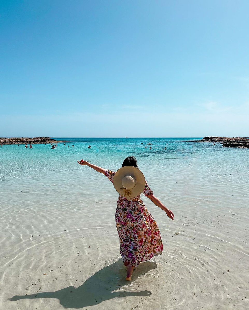 Celebrating “Kataklysmos” with an epic long weekend of beach fun! Dive into the crystal-clear waters, try thrilling water sports, and indulge in mouthwatering Cypriot delicacies while embracing the vibrant spirit of this traditional festival. 
📷 @shahad_alshawk