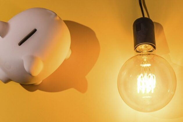 [#Actualité] Aide au paiement des factures de gaz et d’électricité : du nouveau ! ⚡

L’aide instaurée en juillet dernier à l’intention des entreprises grandes consommatrices d’énergie perdurera pendant toute l’année 2023. 🚩💰

+ d'info et conseils ⤵️ bit.ly/42m7Zuq