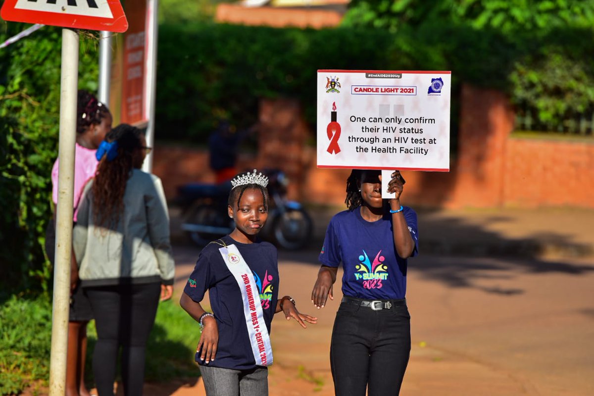 You always say one word from a wise man is enough.Lucky enough and happy you are go know your HIV status to secure the future.#spreadlove #UnypaAt20 Let's #endhiv2030.@aidscommission @UNAIDS_UG @UNYPA1 @SRHRAllianceUg @hivos @NelsonMusoba @rhrn_ug