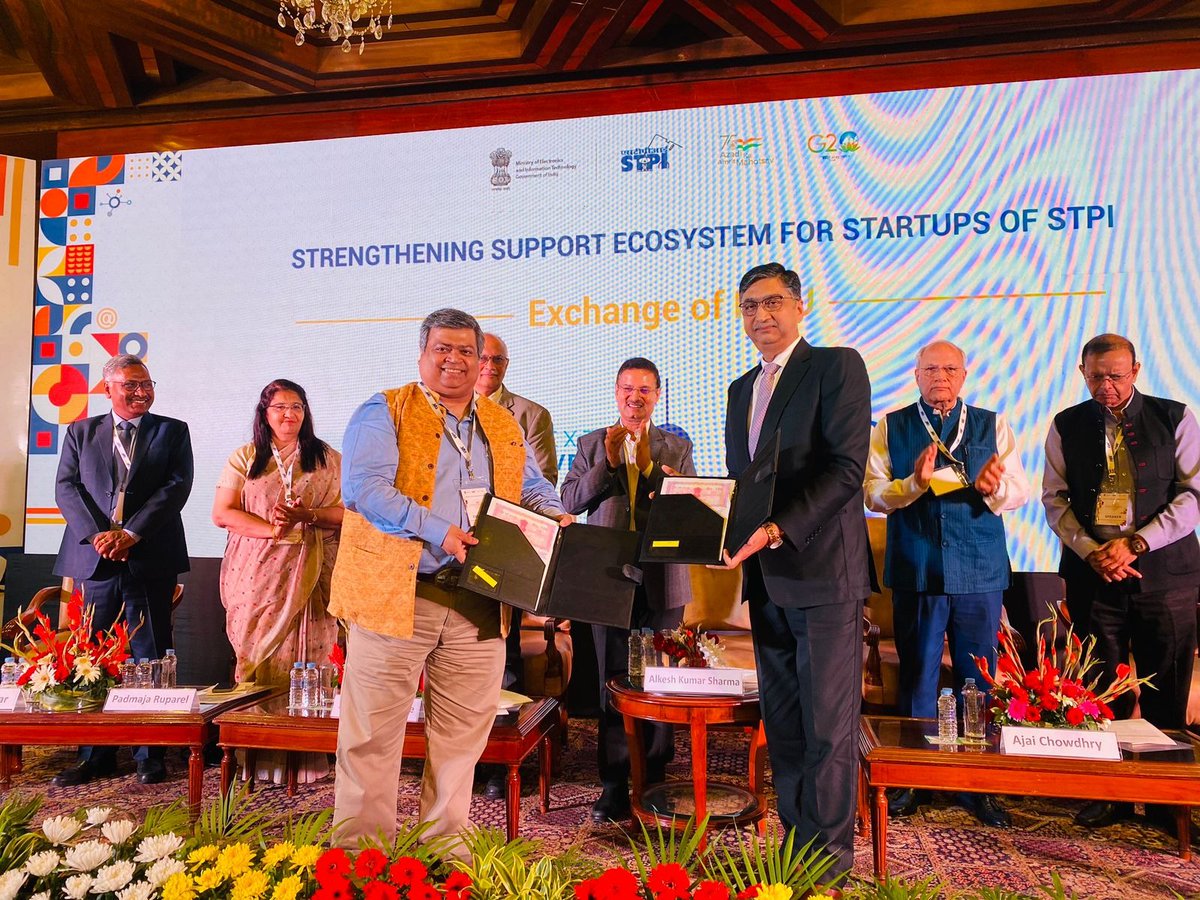 SRM_DEI's tweet image. To strengthen the support ecosystem for #startups and empower them to build path-breaking innovations for addressing the industry's challenges, an exchange of MoU happened between STPI Next Initiatives & BRC, SRMST.
#srmist #MoU #collaboration  #STPI #STPIFoundationDay #startup