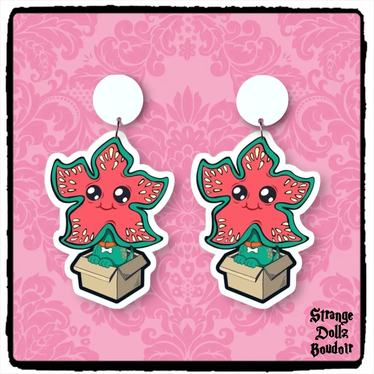 ❤️ These adorable Demogorgon earrings are available in our shop strange-dollz-boudoir.myshopify.com + You can safely add them to your #thronewishlist as we are a #ThronePartnerStore 🦇 #twitch #twitchtv #vtuber #strangerthings #kawaii #LiveStream #ukstreamer
