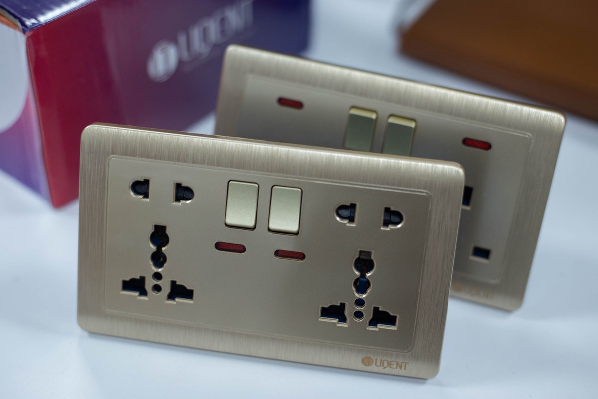 l_techke's tweet image. Multifunction UK 13A Wall Socket Push Button Three-hole Two-hole Home Wall Outlet Button (GOLD)

#SwitchSocket #MultipurposeSocket #liqentswitches #homedecor