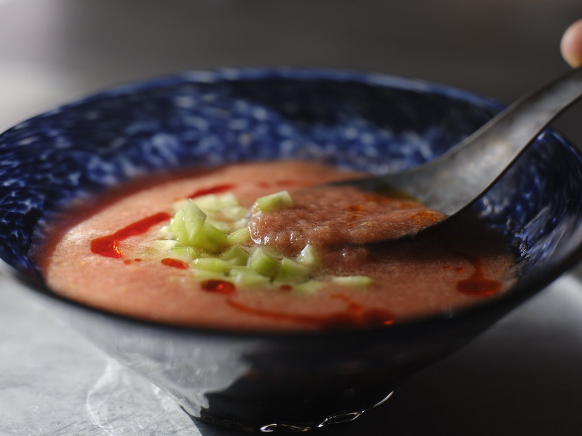 コトラボで開催の夏の中華教室より。

トマトたっぷりの冷たい酸辣湯でございます。