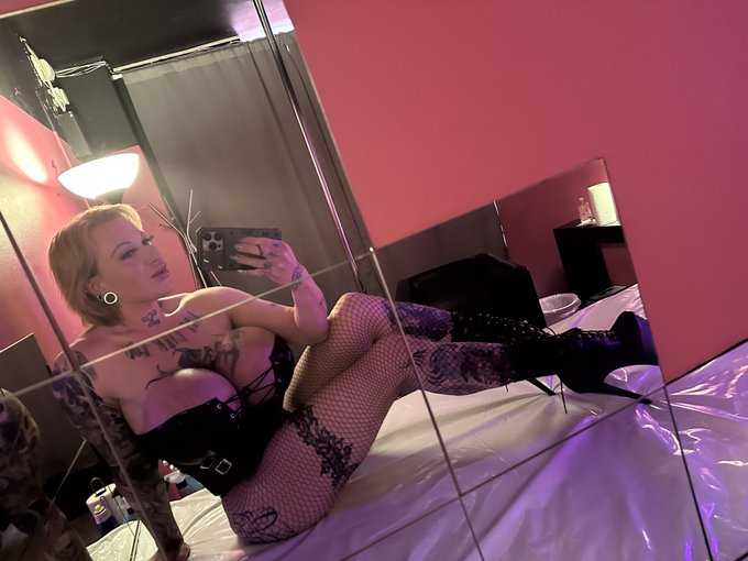 Do you like my outfit?? 💖 I am dancing in private show in Helsinki today and next week Tuesday 🥰 https://t<a href="/tag/inked"class="tags"><span>#inked</span></a><a href="/tag/latex"class="tags"><span>#latex</span></a><a href="/tag/ink"class="tags"><span>#ink</span></a><a href="/tag/strongwomen"class="tags"><span>#strongwomen</span></a><a href="/tag/finland"class="tags"><span>#finland</span></a><a href="/tag/fishnet"class="tags"><span>#fishnet</span></a>