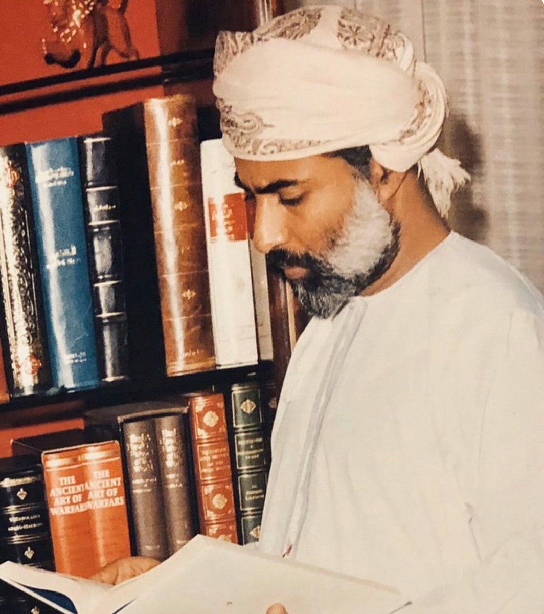 اللهم اجعل احبه فارقونا آمنين مطمئنين
 تحفهم الرحمات والنور إلى يوم يبعثون ...

اللهم أرسل نفحات جنتك وبرد نعيمك 
على عبدك #قابوس_بن_سعيد في قبره 
وزده سعة وسرور وإجمعنا به في جنة الخلود..🌿

#قابوس_في_قلوبنا 
#أعز_الرجال_وأنقاهم
