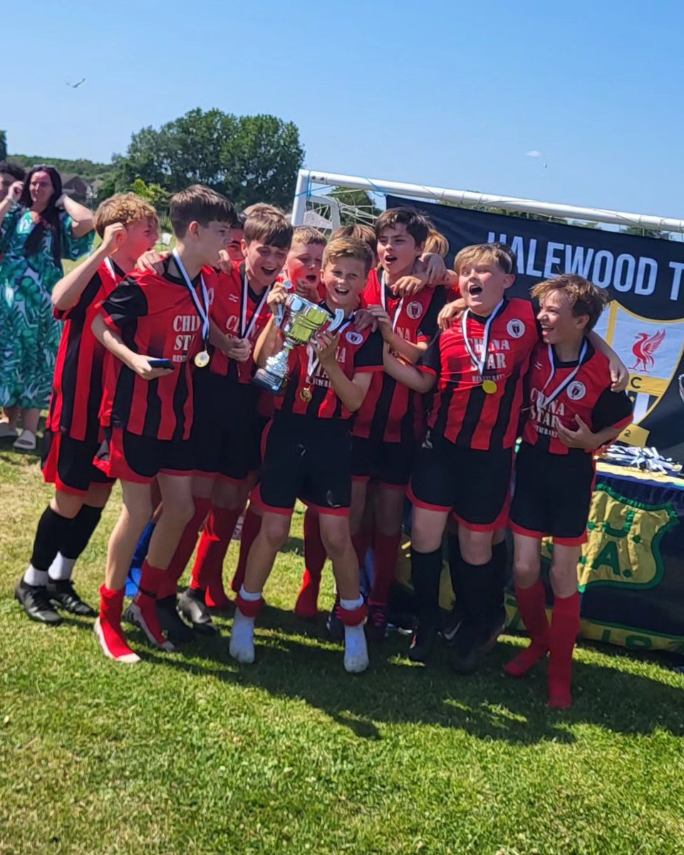Great day at the <a href="/HalewoodTownJFA/">Halewood Town Junior Football Club & Academy</a> tournament yesterday. Really well run with some great refereeing. With the heat and no subs all day the boys done us all proud walking away as the Championship winners 🏆⚽️🔴⚫️ <a href="/WhistonFc/">Whiston Juniors FC 🔴⚫️</a>