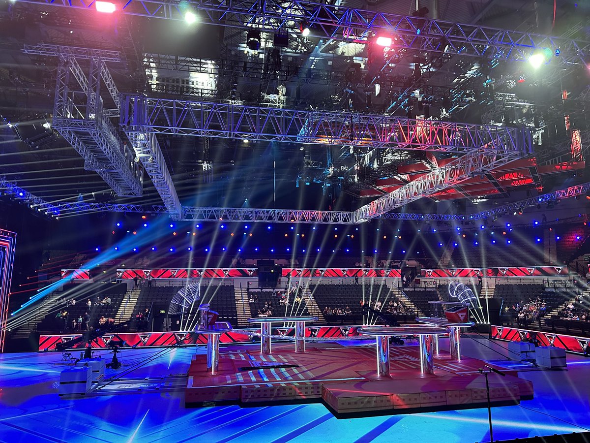 SimonR's tweet image. On set of the new series of Gladiators. 9 year old me is overexcited 🤩