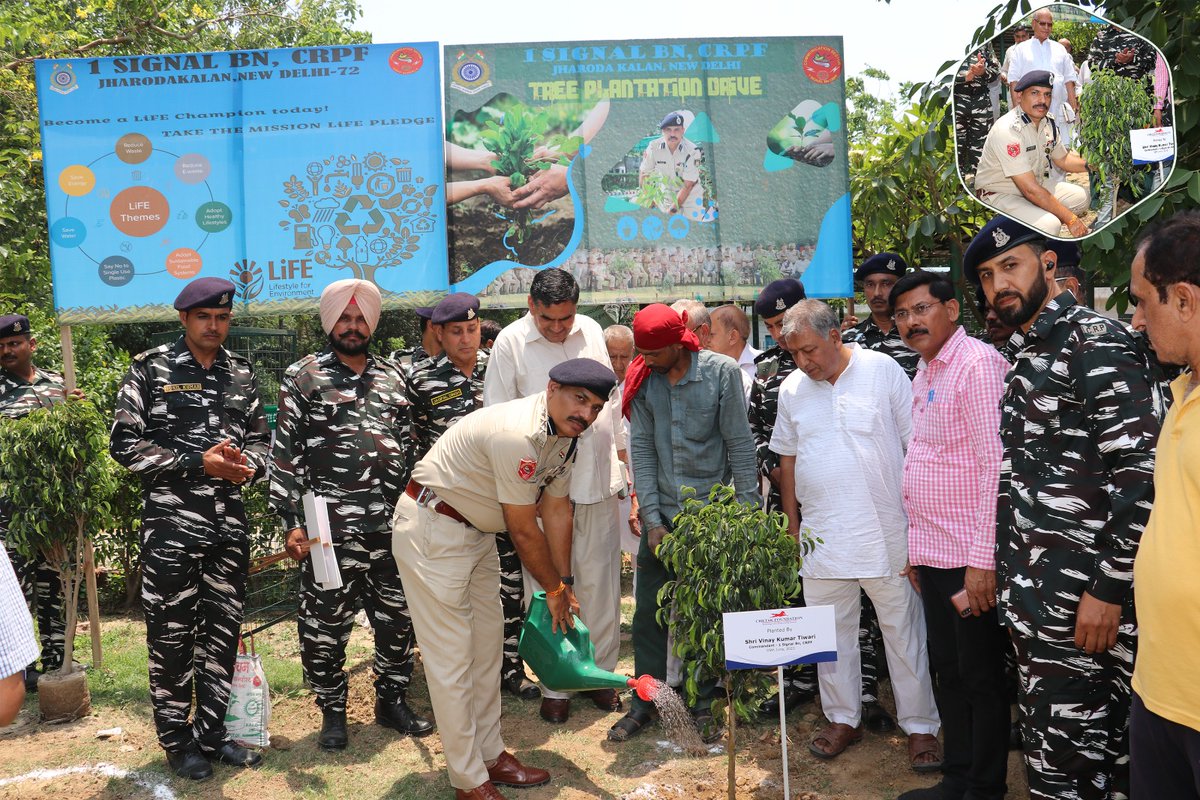 Comdt1Sigbn's tweet photo. To commemorate #WorldEnvironmentDay, we organized a tree plantation drive within this unit premises and nearby areas. We collaborated with CHETAK FOUNDATION, Horticulture Officials &local councillors to source around 1000 native saplings and encourage individual participation. https://t.co/zCl45x4Oze