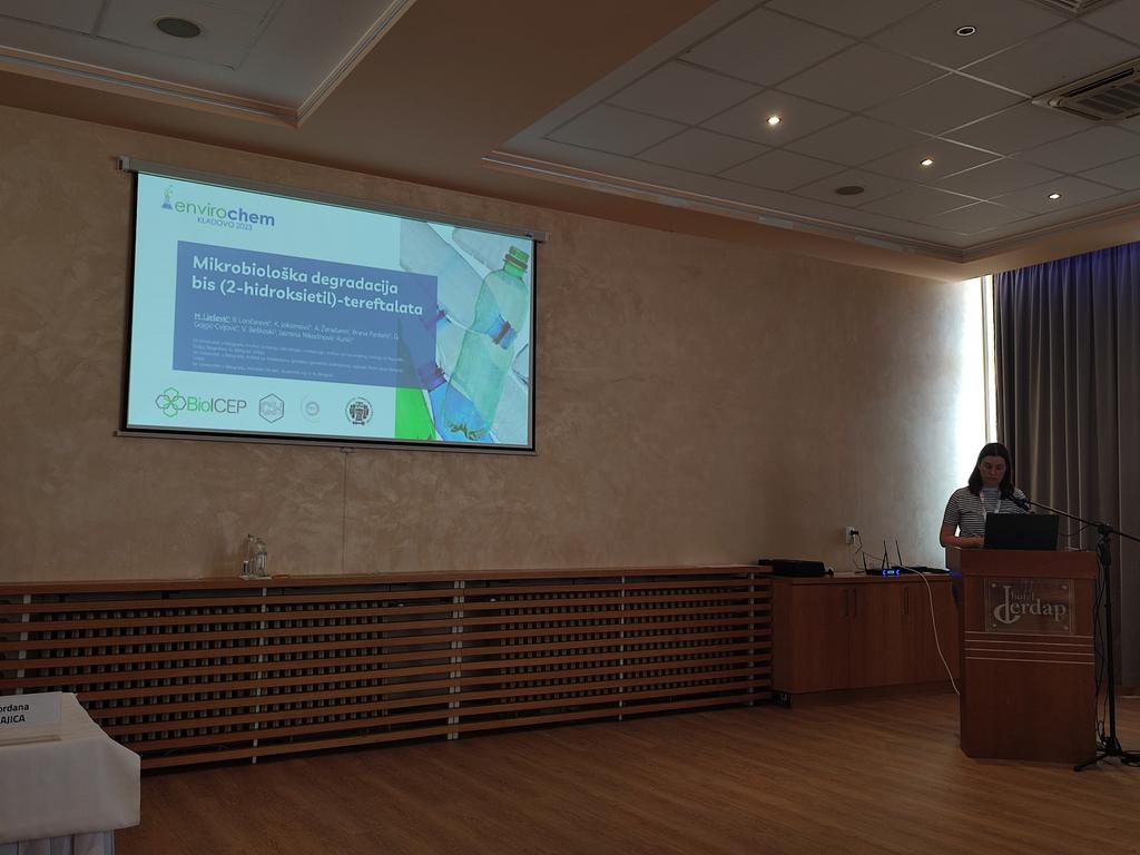 Marija Lješević gave us very interesting insights into world of microorganisms and their interactions with PFAS. 

#Envirochem #Envirochem2023 #PFAS #PFAStwin