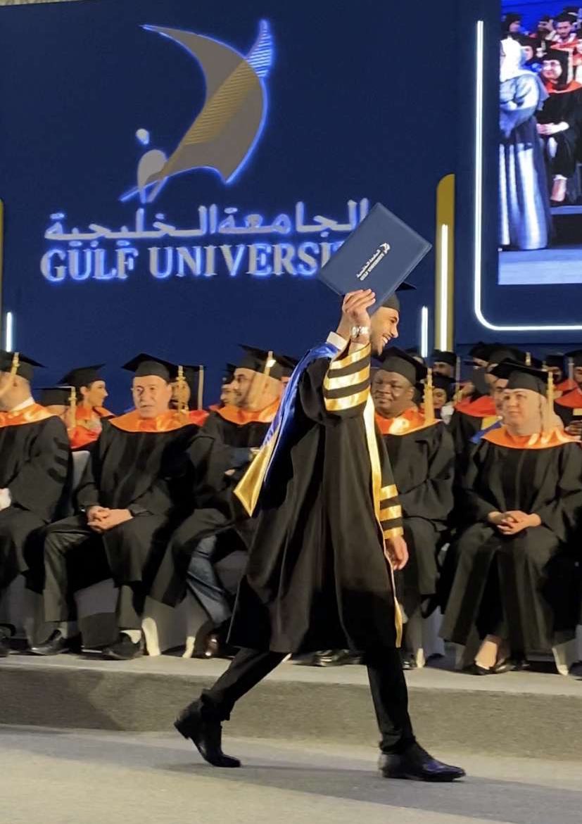 Fahd13mohd's tweet photo. •.

 مدرستي فالحياه هي الاولى في قلبي بعيد عن العالم كله امي هي سبب نجاحي بعد الله في حياتي،رضاها علي اطمح له الله يرزقني برها https://t.co/nyA7e0Arc0