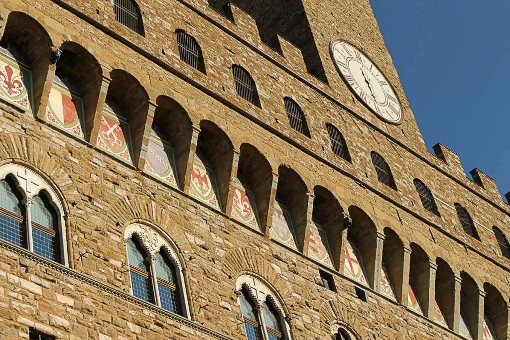 LoveandRoad's tweet photo. MELHORES MUSEUS EM #FLORENCA NA #ITALIA que você precisa colocar no seu roteiro:
🔸Galleria degli Uffizi
🔸Palazzo Vecchio
🔸Galleria Dell’Accademia
🔸Palazzo Pitti
🔸Museo dell’Opera del Duomo
🔸Museo Galileo
🔸Museo Gucci
Info sobre como visitar aqui👇🏽
https://t.co/FydHKs4g7h https://t.co/egDNkyrDYc