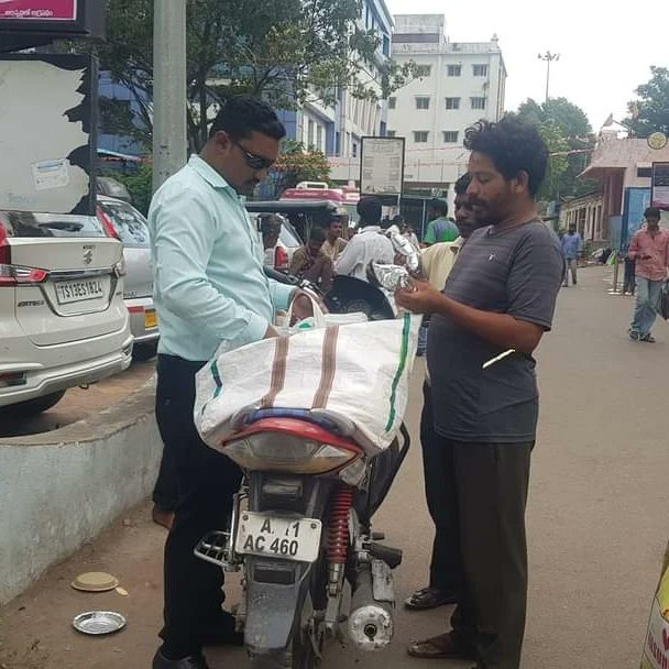 TPF_ngo's tweet photo. Date 04/06/2023  free food for all every Sunday I am at modern  Government maternity Hospital. city collage hyd t.s....
    
       Free food for all every sunday, making my home only ...
........PLEASE SHARE AND     HELP for needy peoples through
Gpay Pay &amp; Ppay 9160280060 https://t.co/07QVKcCMwf