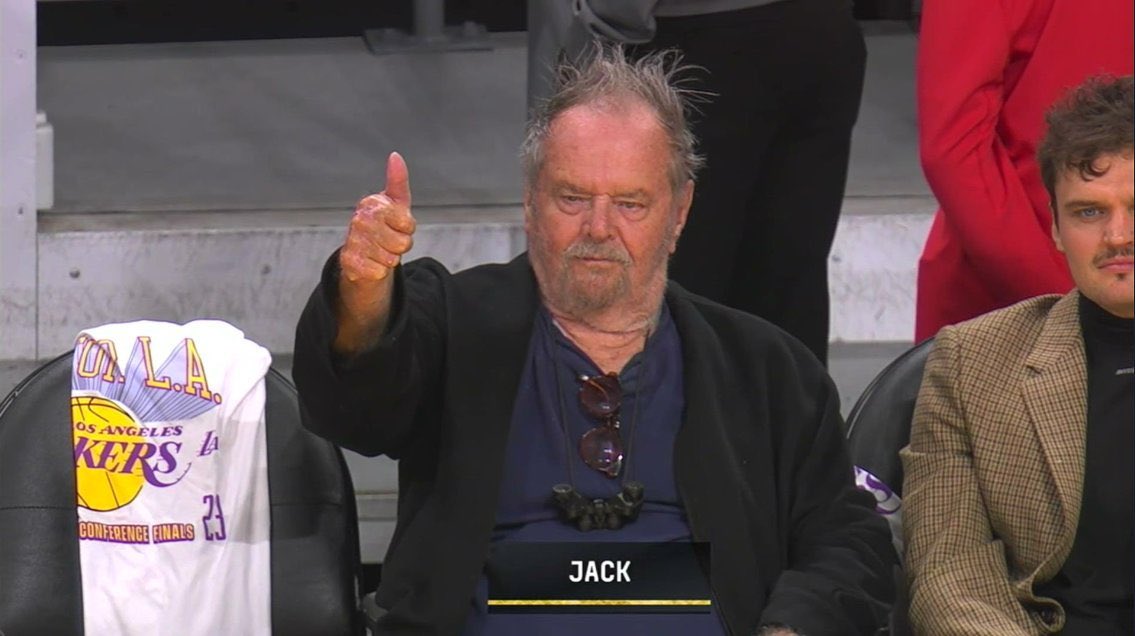 Steven_Hyden's tweet image. I dreamt last night that I was still writing album reviews in my 80s and it was basically like this.