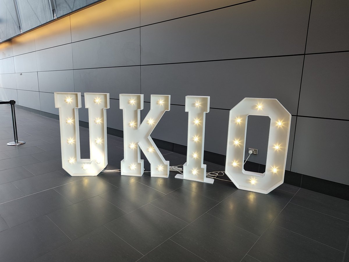 HollySpencerAHP's tweet photo. So excited to meet @UltrasoundPG in person! #Legend 🌟 Fantastic talk on sonography careers at #UKIO2023! #SE_CEIF https://t.co/mrsimxjtUj
