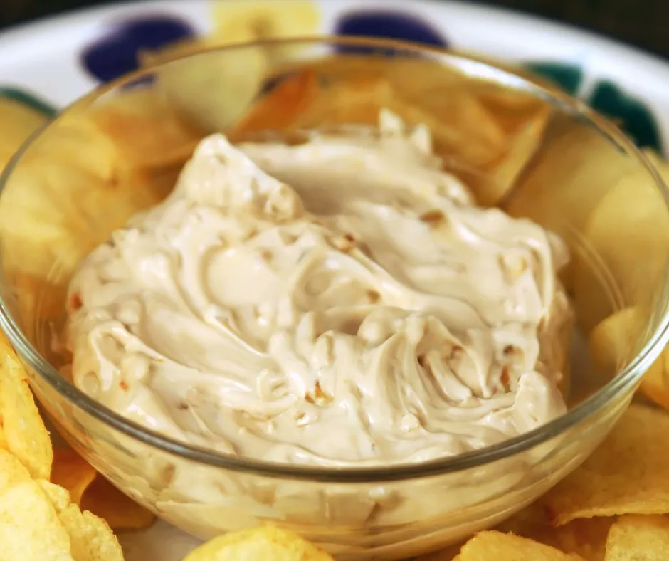 Have you tried making your own Homemade French Onion Dip? Made from scratch by making your own caramelised onion trumps the shortcut soup mix version 10 times over!

Here's a great recipe from Recipe Tin Eats!

buff.ly/43azoAF 

#HMGA #HollandMarsh #FrenchOnionDip #Onions