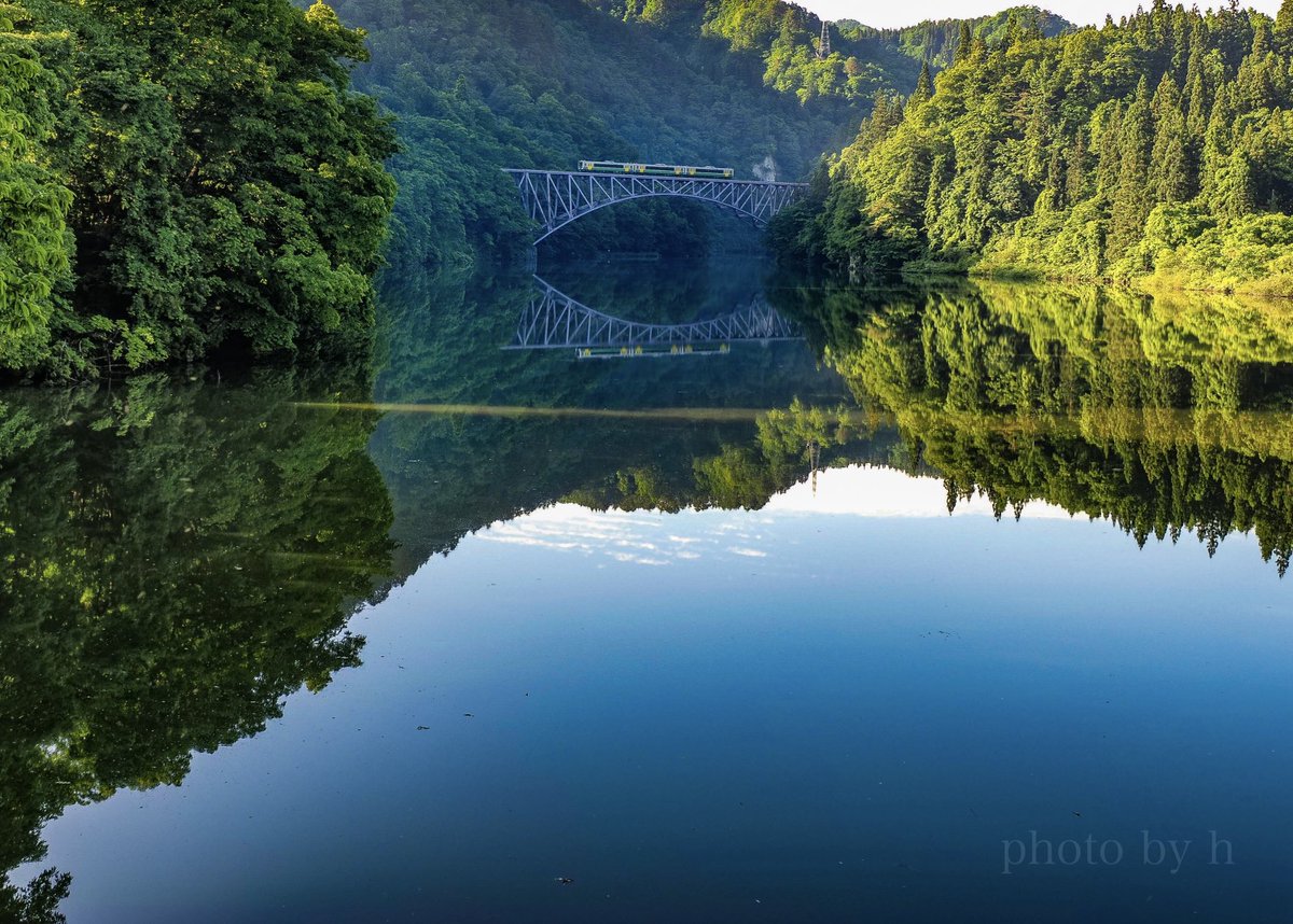 今朝の第一橋梁綺麗でした^ ^

＃只見線
⁡#只見線沿線風景
＃鉄道写真
#行くぜ東北 
#東北が美しい 
#福島撮影隊 
＃ファンダー越しの私の世界
＃写真好きな人と繋がりたい
＃福島が美しい
＃会津が美しい
＃ふくつぶ
＃ふくしま撮る旅
＃東北カメラ部
⁡
⁡