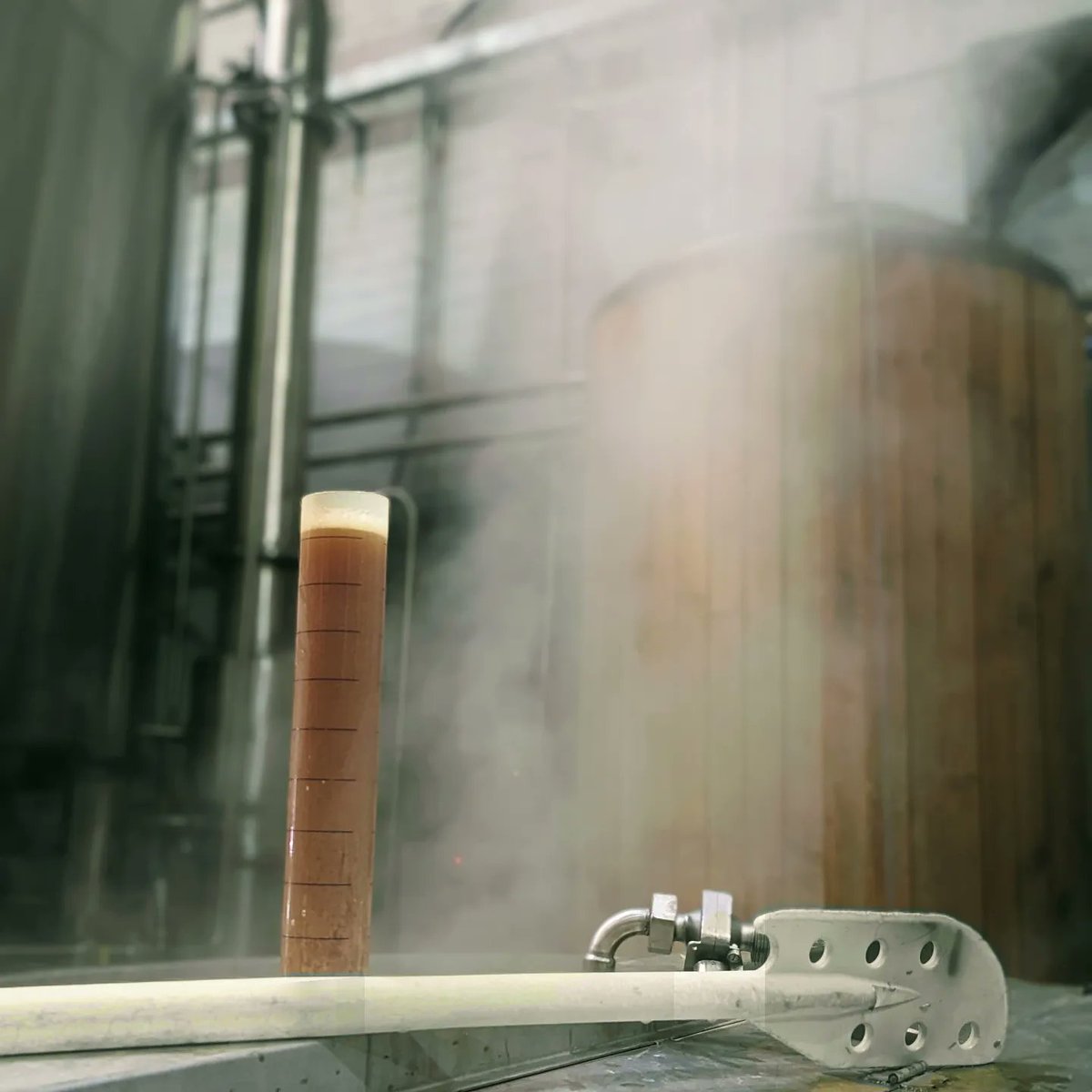 Last Friday I had the pleasure of brewing with <a href="/AbbeydaleBeers/">Abbeydale Brewery</a>

I moved to Sheffield when I started out in brewing, where I rapidly developed a taste for pints of Moonshine.

Thanks to everyone at Abbeydale and to Extra Special Babes James, Jim and Laura for being so hospitable.