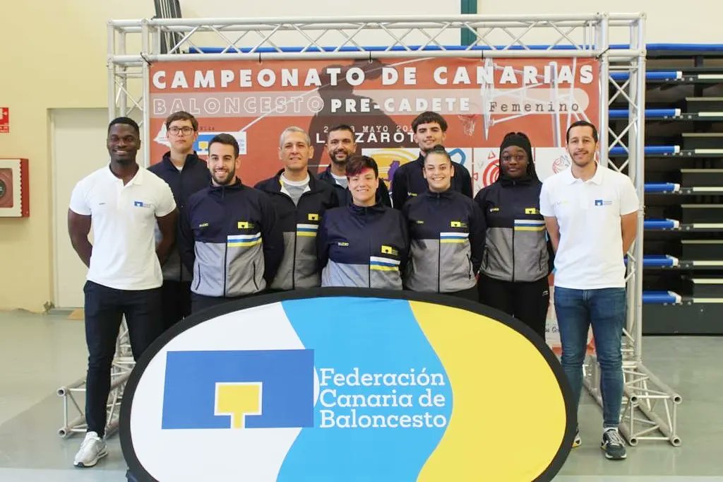 🏆 #CCPreCadeteFem
🇮🇨 #FCB

👏🏻👏🏻👏🏻👏🏻👏🏻👏🏻👏🏻👏🏻👏🏻

#Baloncesto #Basketball #Basket #Arbitro #Referee #Ref #Canarias #ArbitrosFCB