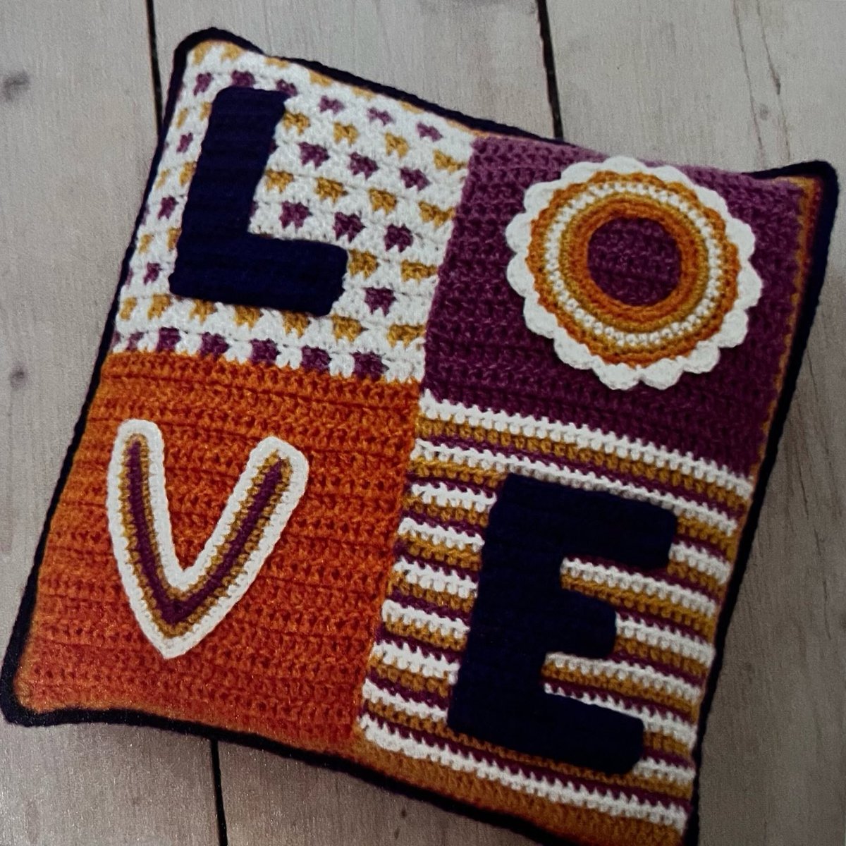 DDCrochetDesign's tweet photo. Crochet Love Letter Cushion Cover Pattern 😘
#yarn #crafts #crochet #love #MHHSBD #MondayMakes #wip #UKMakers #Crafybizparty https://t.co/unM7WDqgYu https://t.co/UTaro1mtfD
