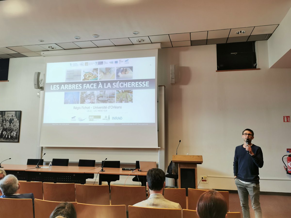 Première conférence : "LES ARBRES FACE À LA SÉCHERESSE" 🌳🌲
 
Par Régis Fichot, enseignant chercheur, maître de conférence à l'<a href="/Univ_Orleans/">Université d'Orléans</a>