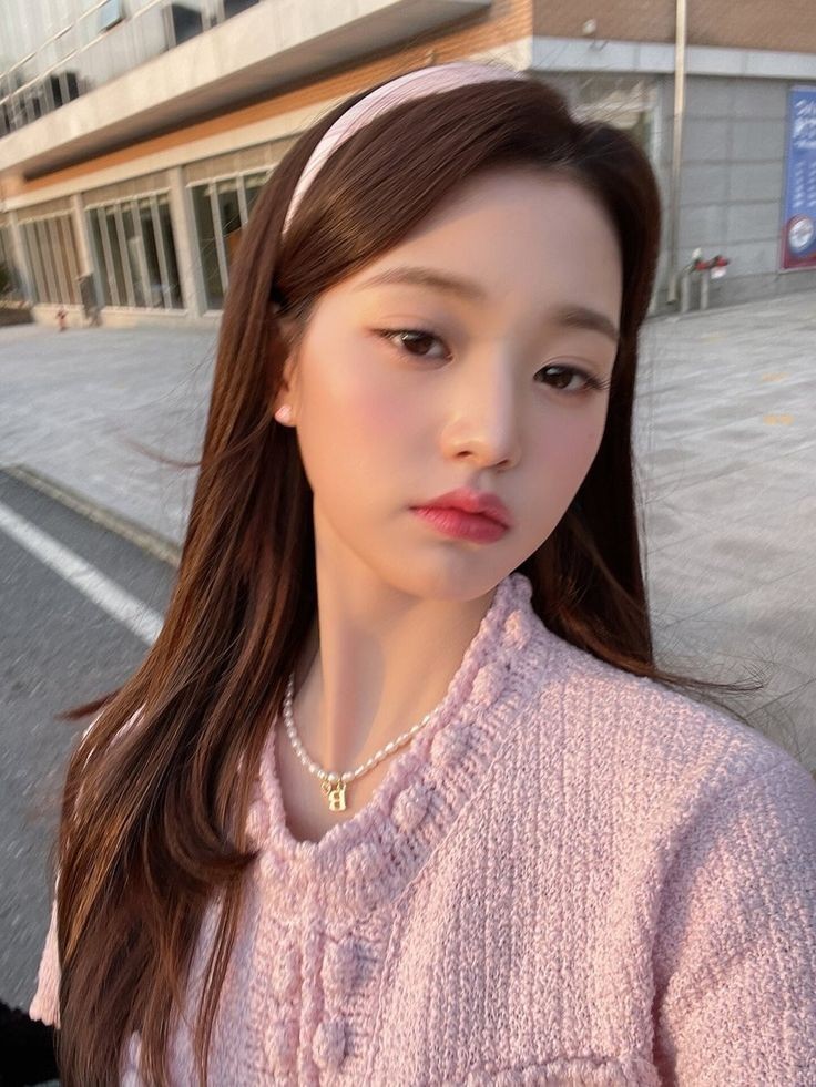 day 3
hi, i'm tiel ! 

#  not new to #stantwt &amp; #kpoptwt
#  he/him, filo , minor
#  i'm looking for interactive filo moa, dive, bunnies, thx, fearnot and engene #moots but any fandom is welcome !

kindly rt &amp; like this twt to spread ! thank uuu 💋