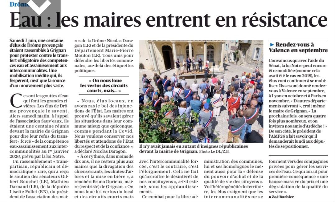LisettePollet's tweet photo. 📣 #Drôme Les maires entrent en résistance ! Présente à #Grignan pour défendre nos communes et nos maires ! #LoiNotre .
➡️ Stop à la destruction du service public , protégeons nos communes ! 🇫🇷 https://t.co/L0AiLycJ8b