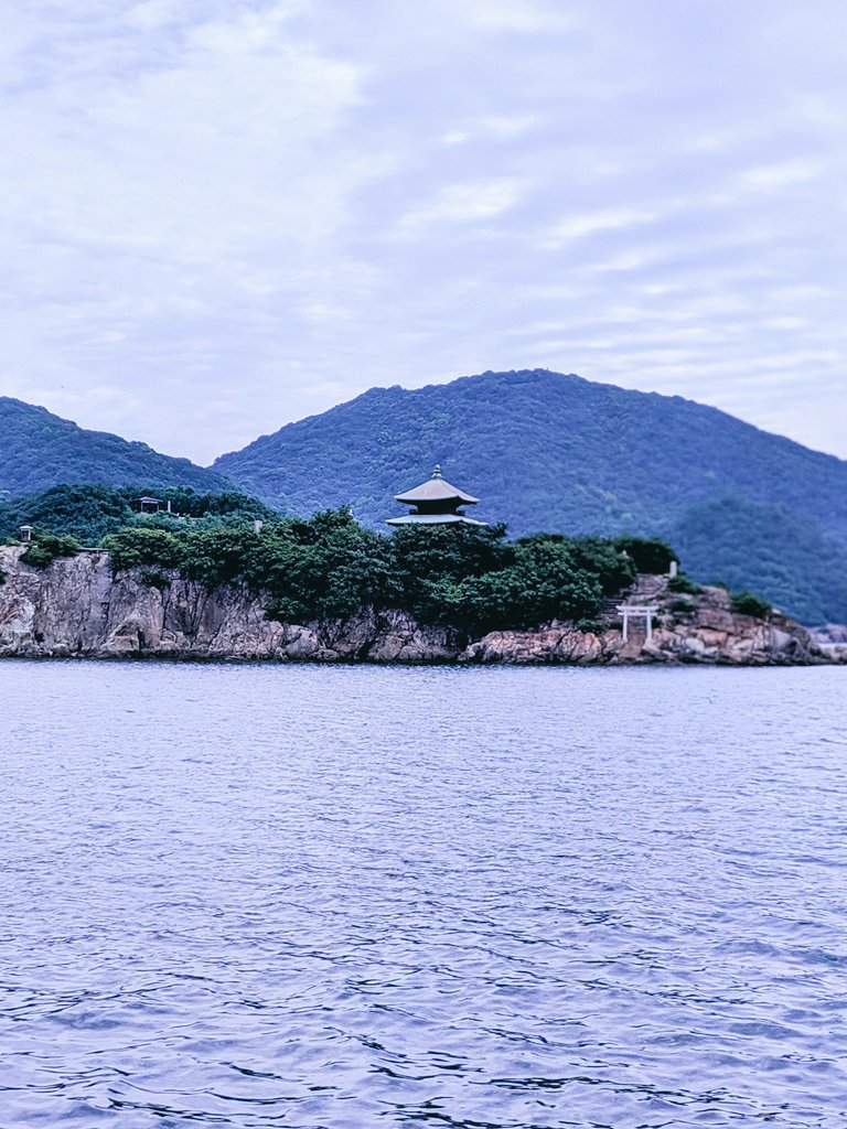 numakuma_showzi's tweet photo. 広島県福山市鞆町
　　　　　　仙酔島からの風景

#福山市 https://t.co/LPUSiPNL18